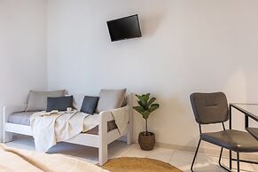 Ciel Comfort Living - Studios