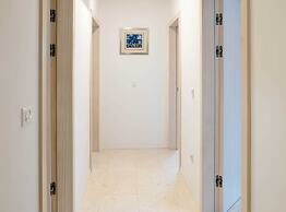 Spacious Povljana Apartment With Sea View and Terrace