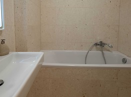 Spacious Povljana Apartment With Sea View and Terrace