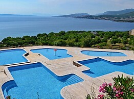 Seaside Deluxe Escape at Klenovica Camping
