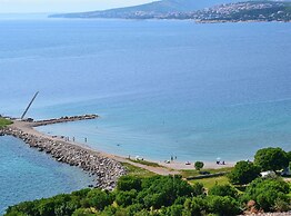 Seaside Deluxe Escape at Klenovica Camping