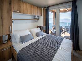 Seaside Deluxe Escape at Klenovica Camping