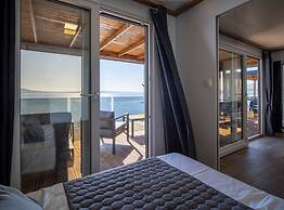 Seaside Deluxe Escape at Klenovica Camping