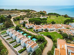 Sunny 5BR Villa at Prainha Club