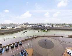 Apartment in Blankenberge With Terrace