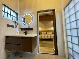 Serenity Courtyard Hotel