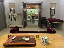 Serenity Courtyard Hotel