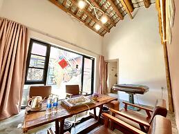 Serenity Courtyard Hotel