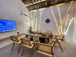 Serenity Courtyard Hotel