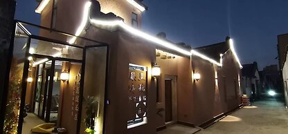 Serenity Courtyard Hotel