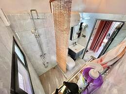 Serenity Courtyard Hotel