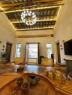 Serenity Courtyard Hotel