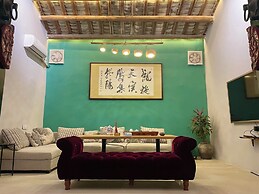 Serenity Courtyard Hotel