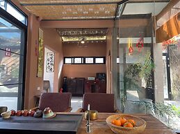 Serenity Courtyard Hotel