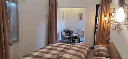 Serenity Courtyard Hotel