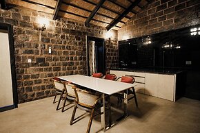 AKAY Resort & Villas