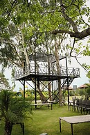 AKAY Resort & Villas