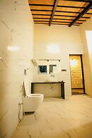 AKAY Resort & Villas