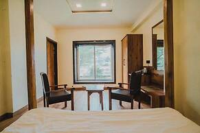 AKAY Resort & Villas