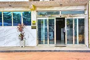 Sulerious Lakeside Hotel