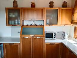 Tsampika s Traditional Stone Cottage in Siana