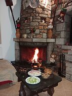 Tsampika s Traditional Stone Cottage in Siana