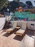 Tsampika s Traditional Stone Cottage in Siana