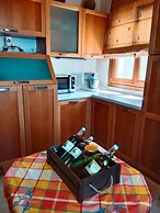 Tsampika s Traditional Stone Cottage in Siana