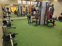 Apno Hotel and Suites