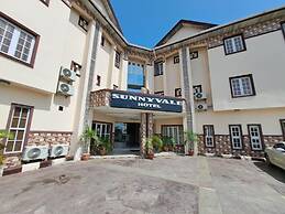 Sunnyvale Hotel