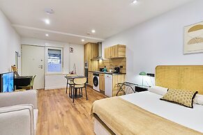 Apartamentos Beatriz by gaiarooms