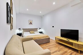 Apartamentos Beatriz by gaiarooms