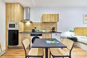 Apartamentos Beatriz by gaiarooms