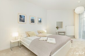 Holiday Apartment Near the Beach