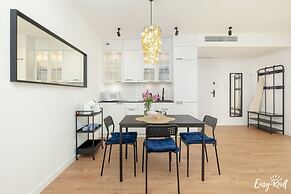 Holiday Apartment Near the Beach