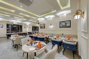 Click Collection Grand Gateway Varanasi