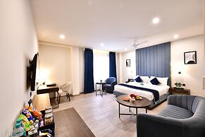 Click Collection Grand Gateway Varanasi