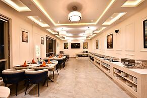 Click Collection Grand Gateway Varanasi