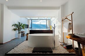 Dali erhai shiguang haijing kezhan