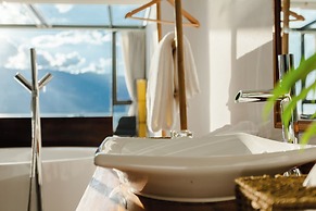 Dali erhai shiguang haijing kezhan