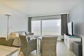 Apartment in Blankenberge With Terrace