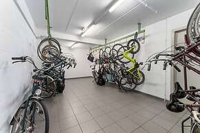 Apartment for six People With Balcony