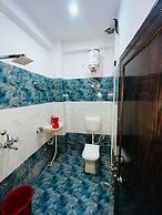 Goroomgo Kashi Residency Varanasi