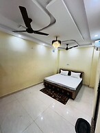 Goroomgo Kashi Residency Varanasi