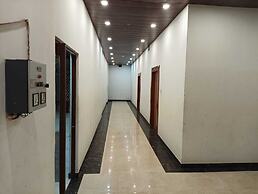 Hotel Atharv By GRB