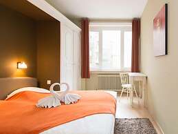 Apartment With Frontal sea View