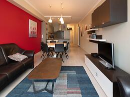 Apartment With Frontal sea View