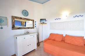 Casa Giardini With View In Budoni