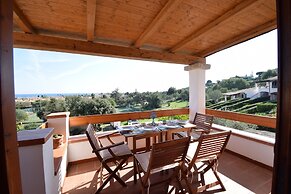 Casa Giardini With View In Budoni