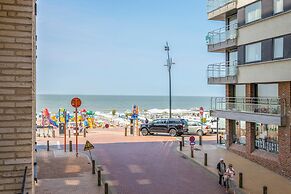 Apartment in Blankenberge With Heating